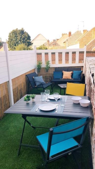 Le Chat Bleu - 26M2- Terrasse Sur Les Toits - Wi-Fi Amiens Exterior foto